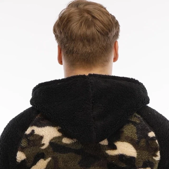 Combinaison Pyjama Polaire à Motif Militaire 5 Combinaison Pyjama Polaire à Motif Militaire – Image 3