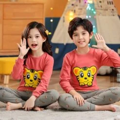 Ensemble Pyjama Enfants Garçon Et Fille Avec Motif Dessin Animé Totoro