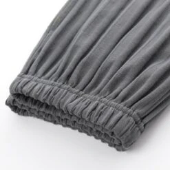 Pyjama D’été Homme Gris Rayé Avec Pantalon Et Chemise Manches Courtes 11 Pyjama D’été Homme Gris Rayé Avec Pantalon Et Chemise Manches Courtes -Mode Pyjamas Magasin pyjama d ete homme gris raye avec pantalon et chemise manches courtes 4