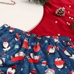 Pyjama De Noël En Satin Motif Pingouin Pour Femmes -Mode Pyjamas Magasin pyjama de noel en satin motif pingouin pour femmes 3
