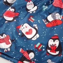 Pyjama De Noël En Satin Motif Pingouin Pour Femmes -Mode Pyjamas Magasin pyjama de noel en satin motif pingouin pour femmes 4