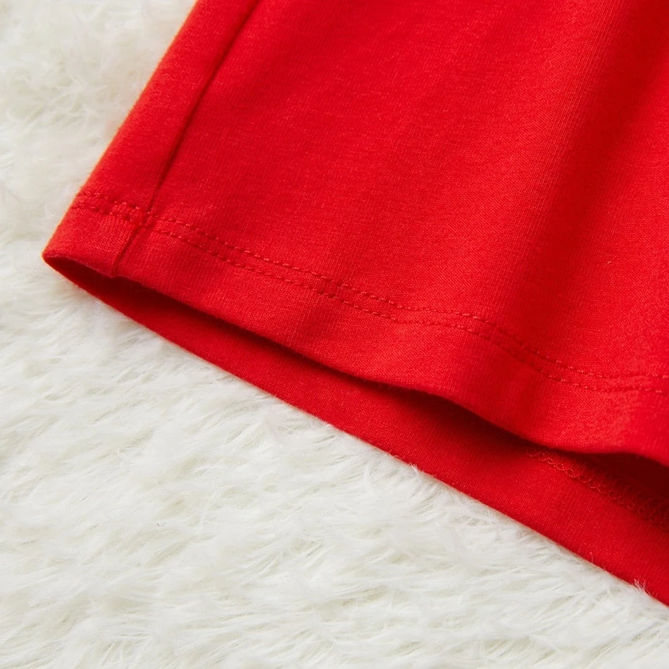 Pyjama De Noël Rouge Pour Adultes Et Enfants 5 Pyjama De Noël Rouge Pour Adultes Et Enfants – Image 3