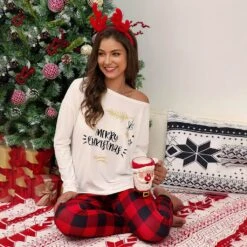 Pyjama Imprimé De Noël Pour Femmes épaules Dénudées -Mode Pyjamas Magasin pyjama imprime de noel pour femmes epaules denudees 6