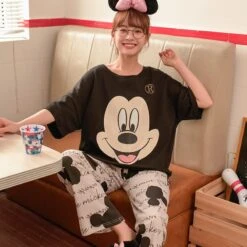 Pyjama Noir Mickey En Coton Pour Femmes 7 Pyjama Noir Mickey En Coton Pour Femmes -Mode Pyjamas Magasin pyjama noir mickey en coton pour femmes 2