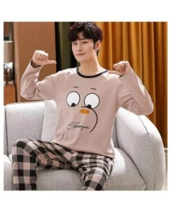 Pyjama Rosé Avec Figure Drôle Pour Homme