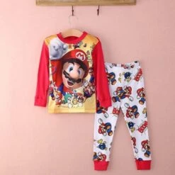 Pyjama Super Mario